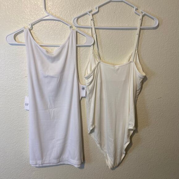 Bundle Lot Of Two White Tops - Gap Ribbed Tank & Old Navy Ribbed Bodysuit Sz XXL - Picture 1 of 7